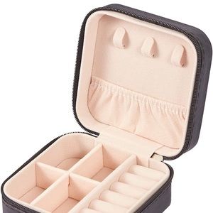 Super Cute! Portable Lightweight Travel Jewelry Box, Zipper Closure